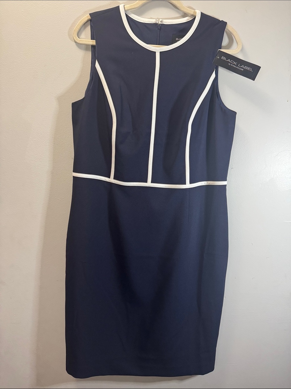 NWT Black Label by Evan-Picone Navy Sheath Dress White Contrast Trim Size 12